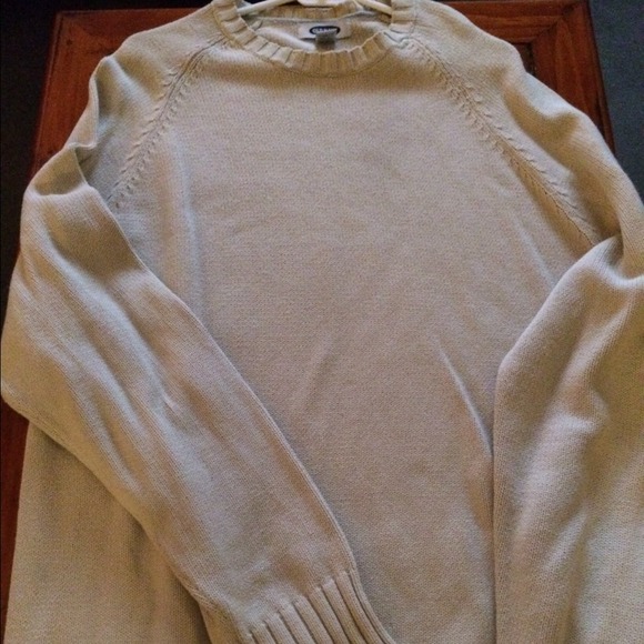 Old navy sweater