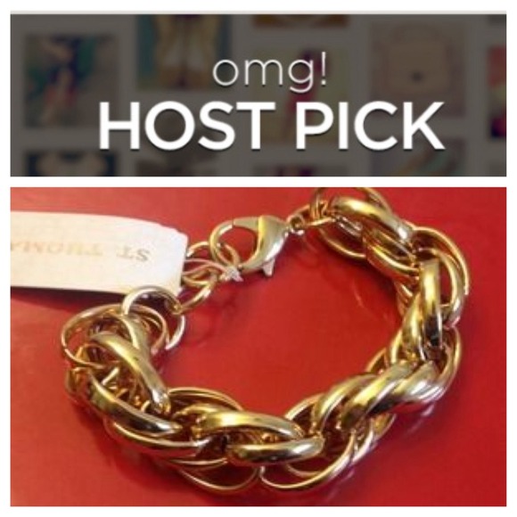 St. Thomas Jewelry - 🎉HP🎉 St. Thomas gold link bracelet🎀🎀