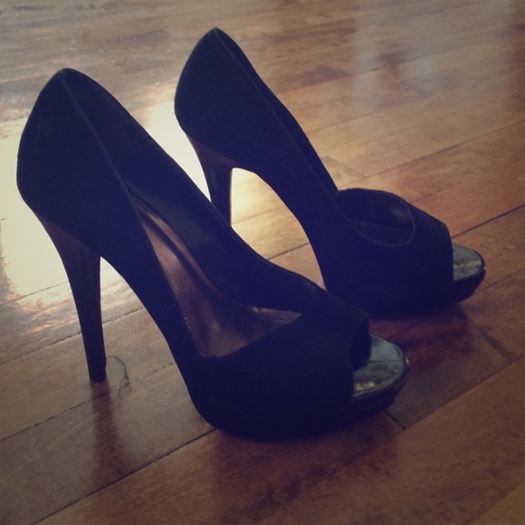 Black Suede Pumps