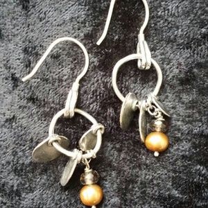 Silpada earrings - reserved for @zaramelendez