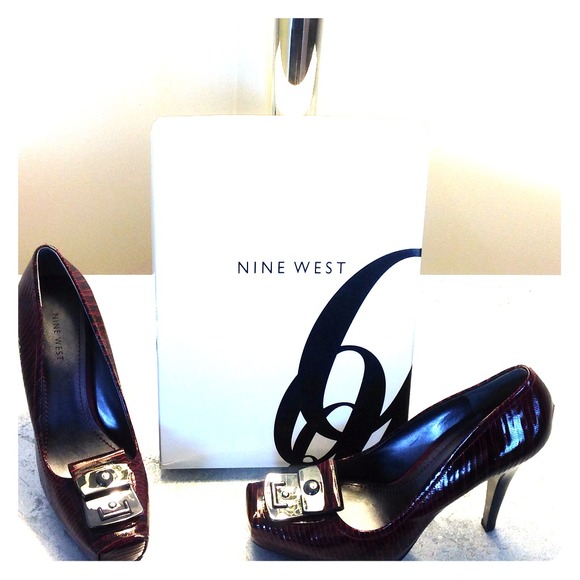Never worn, Nine West heels - Picture 1 of 4