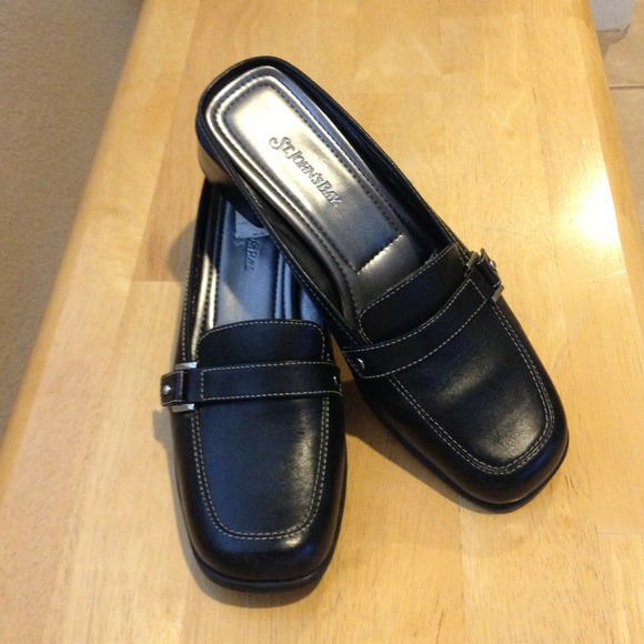 Black Shoes- 7M