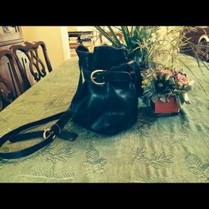 🎉Reduced🎉 Coach black leather bucket cross body
