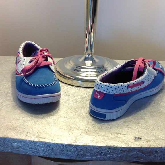 Blue and pink boat shoes - Picture 3 of 4