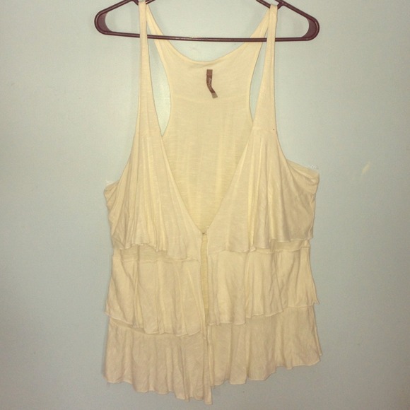 Charlotte Russe Off-White Ruffle Sleeveless vest