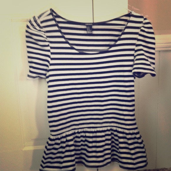 ✨TRADED✨Forever 21 Striped Peplum Top