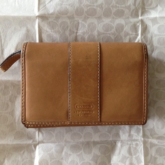 SOLD Authentic Coach Wallet Tan Leather