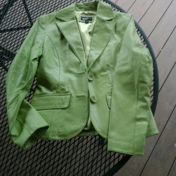 BUNDLE Leather blazer + Beach bag