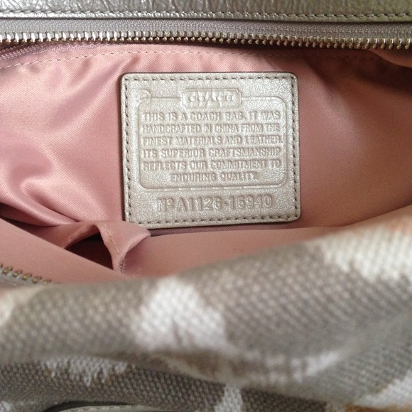 Coach Lovely Satchel bag - Picture 4 of 4