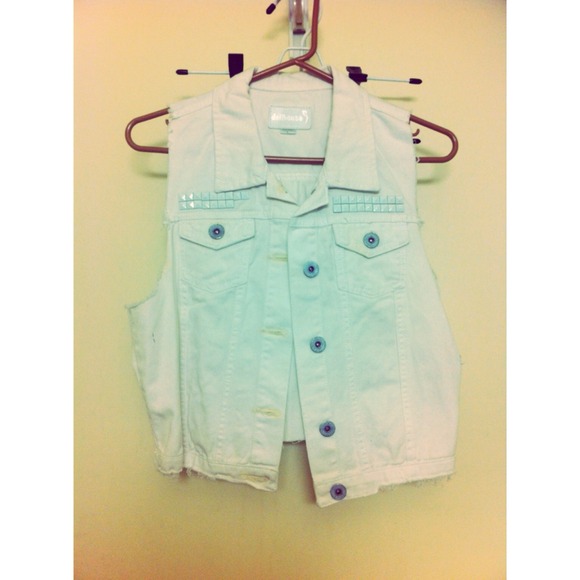 ❌SOLD❌White studded denim vest