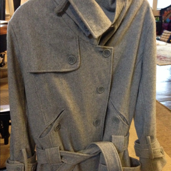 Hardly used wool grey jacket