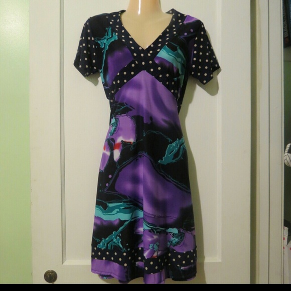 Beautiful Purple Dress - Picture 1 of 1