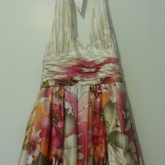 V neck tie strap flower summer dress