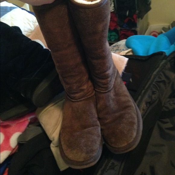 brown tall suede ugg boots - Picture 2 of 3
