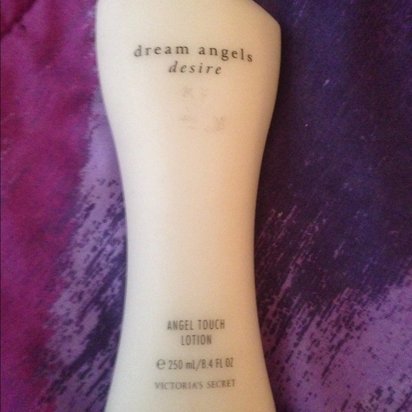 Victoria's Secret Angel Desire lotion