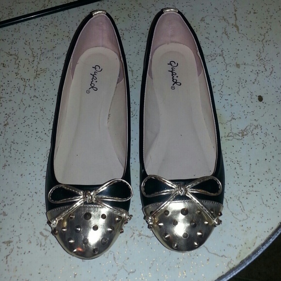 Qupid spiked flats - Picture 1 of 2