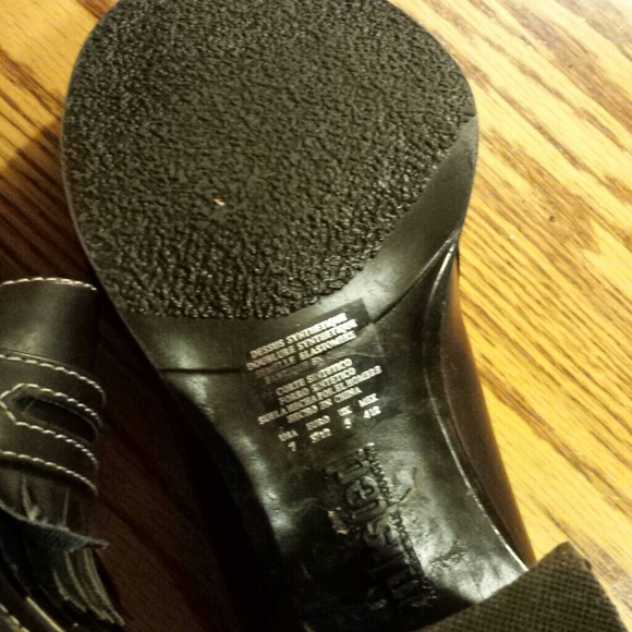Shoes - Picture 3 of 3