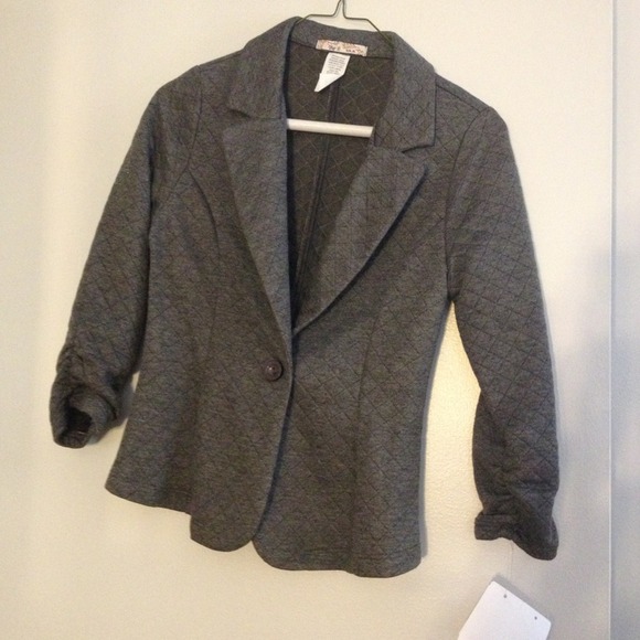 Jackets & Blazers - 🚫Sold in bundle. New gray blazer