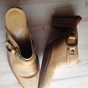 Tan slip on cowgirl boots