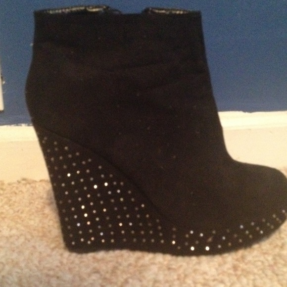 Black wedges - Picture 2 of 2