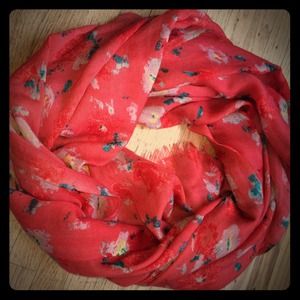 🎉HP🎉 J crew abstract flower scarf