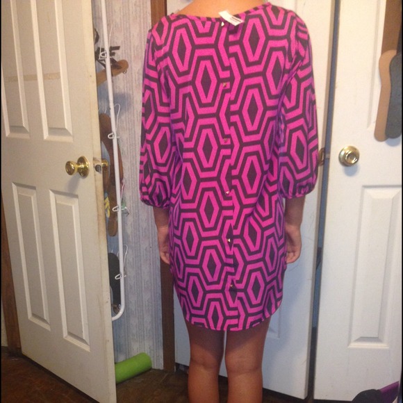 NWT pink geometric dress! - Picture 2 of 2
