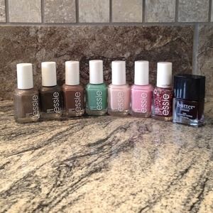 SOLD✨Essie and Butter London nail polish