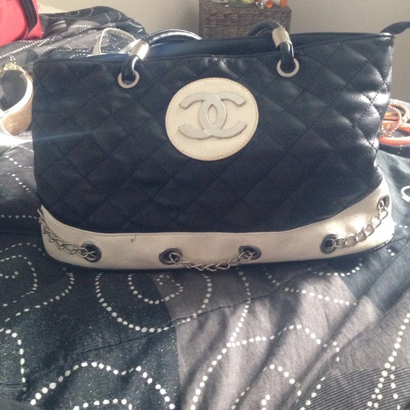 Black and white purse