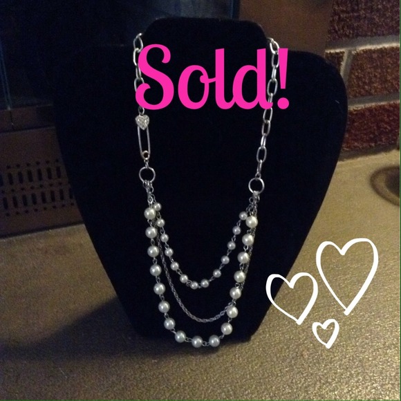 Sold in bundle. Necklace