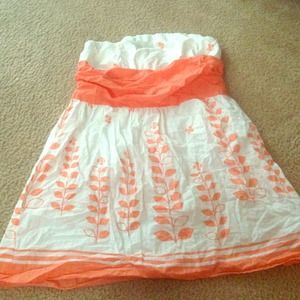 White and orange tube top!