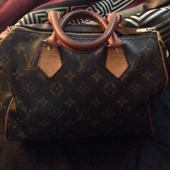 Louis Vuitton bag it's authentic a 100% Real