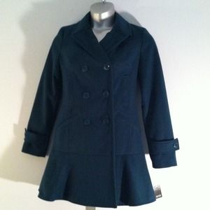 Kensie NWT Size Medium Teal Coat Trendy Peacoat