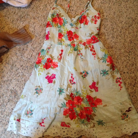 Hollister sun dress!