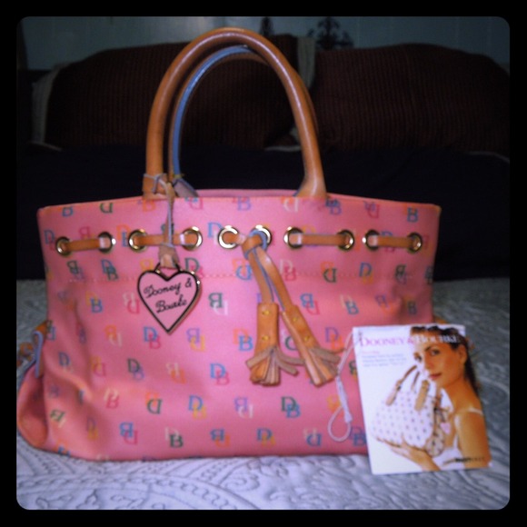 Dooney &Bourke pink purse
