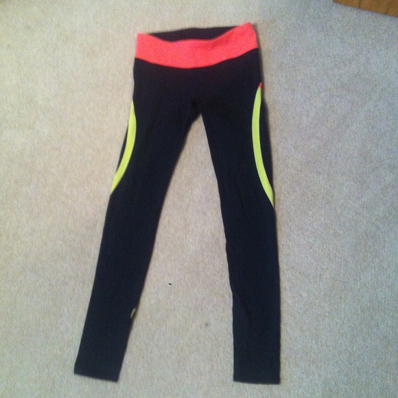 Gapfit workout pants size small