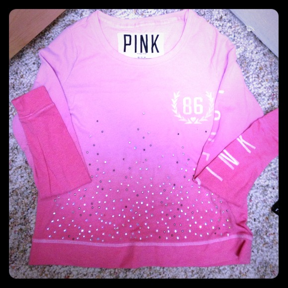SOLD! VS PINK shirt - Picture 1 of 2