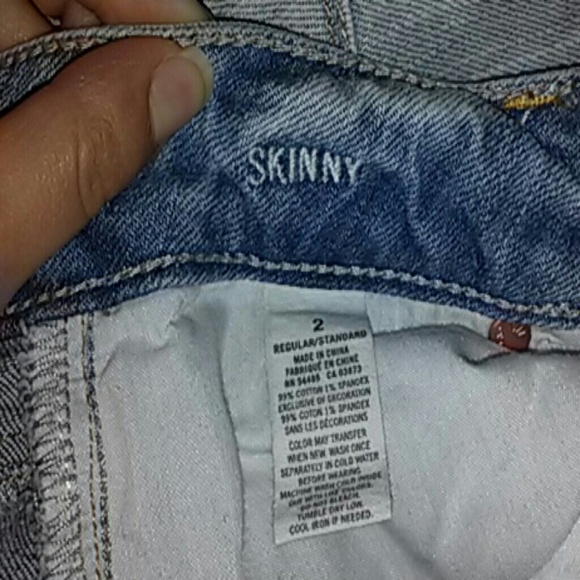 American Eagle Skinny Jeans - Picture 3 of 4