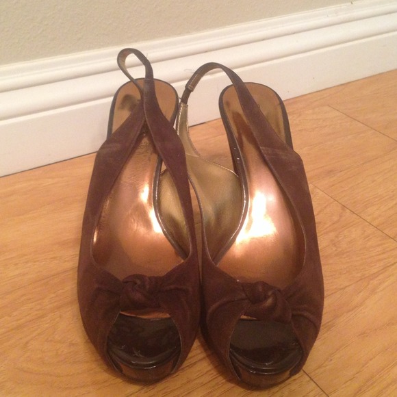 GUESS brown suede heels (like New) - Picture 2 of 4