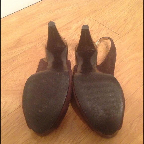 GUESS brown suede heels (like New) - Picture 3 of 4