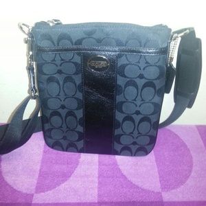 Cross body coach purse