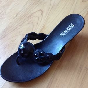 Kenneth Cole Sandal NWOT