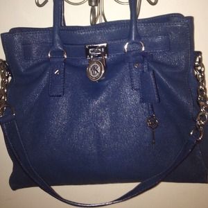 SOLD AUTHENTIC Michael Kors Hamilton Large SOLD