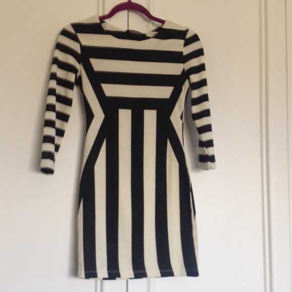 Romwe perfect black and white mini bodycon. NWOT. - Picture 1 of 2
