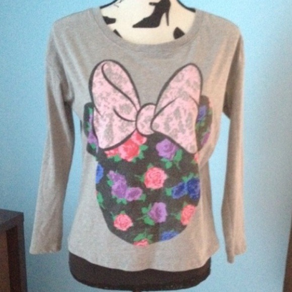 ✋SOLD! Minnie Mouse Floral Tee