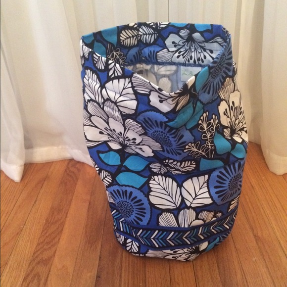 Vera Bradley blue bayou ditty bag