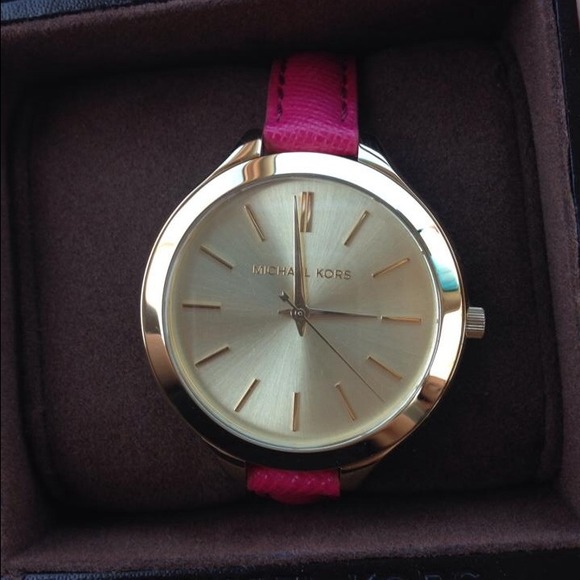 SOLD LOCALLY Michael kors pink watch