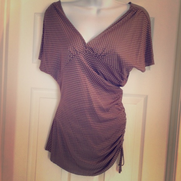 Gorgeous grey top by Matty M!