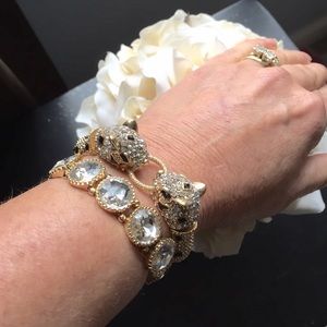 🎉HOST PICK!🎉 A'dena crystal bracelet