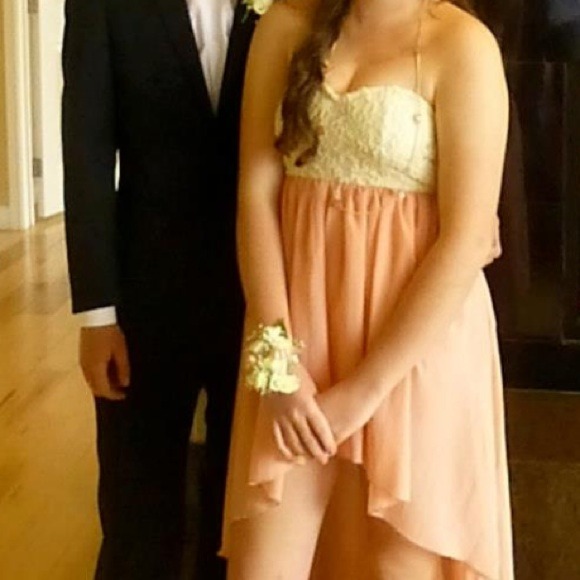 Beautiful high-low dress with sweetheart neckline