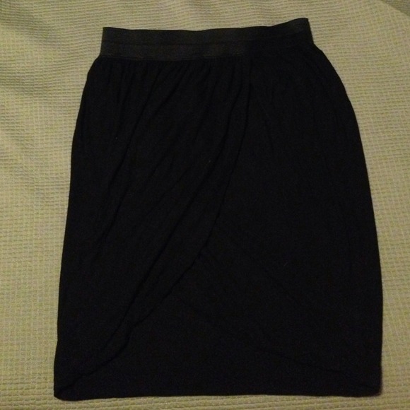 Gap black tulip skirt